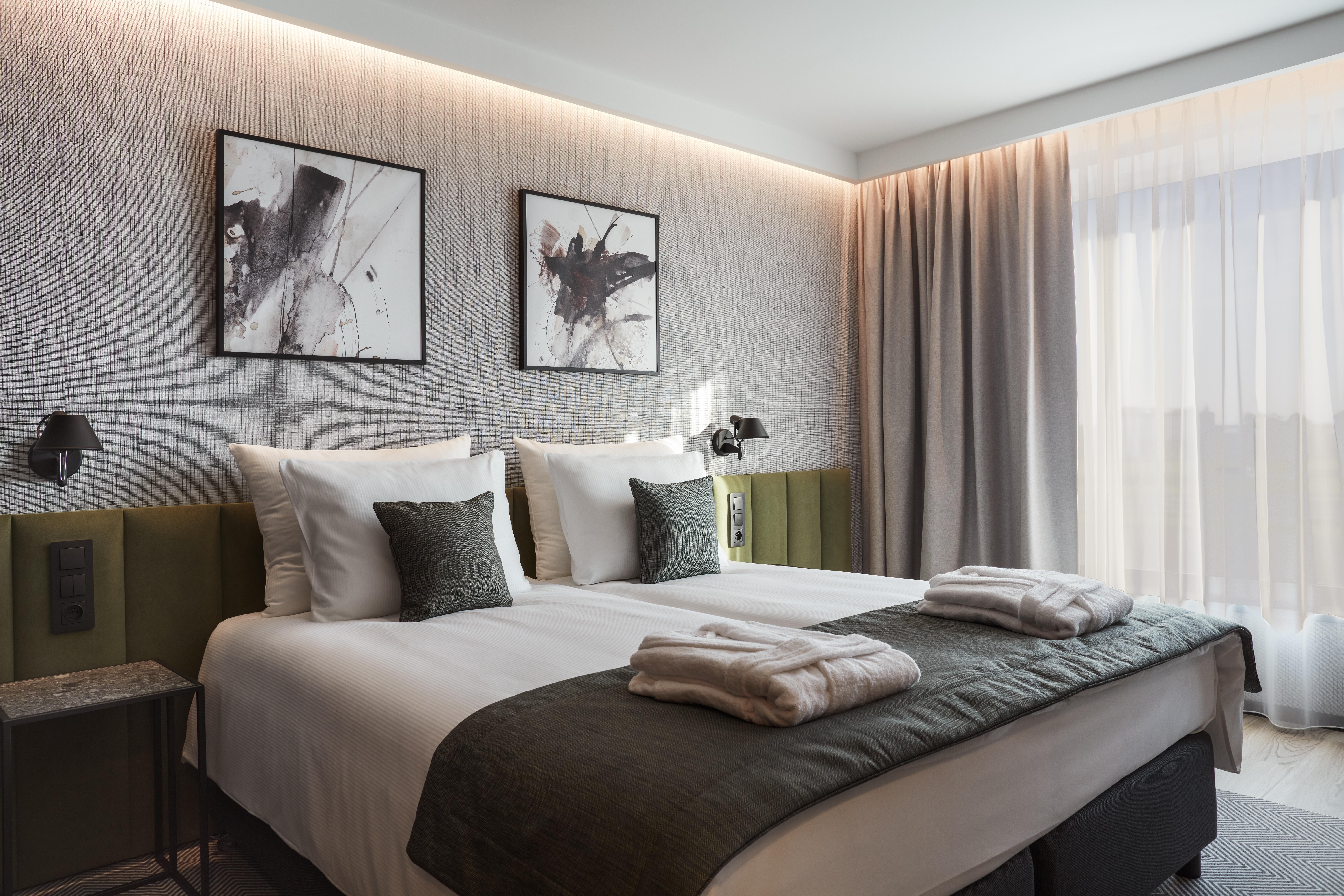 Q Hotel Plus Wroclaw Bielany Bielany Wrocławskie Exterior foto