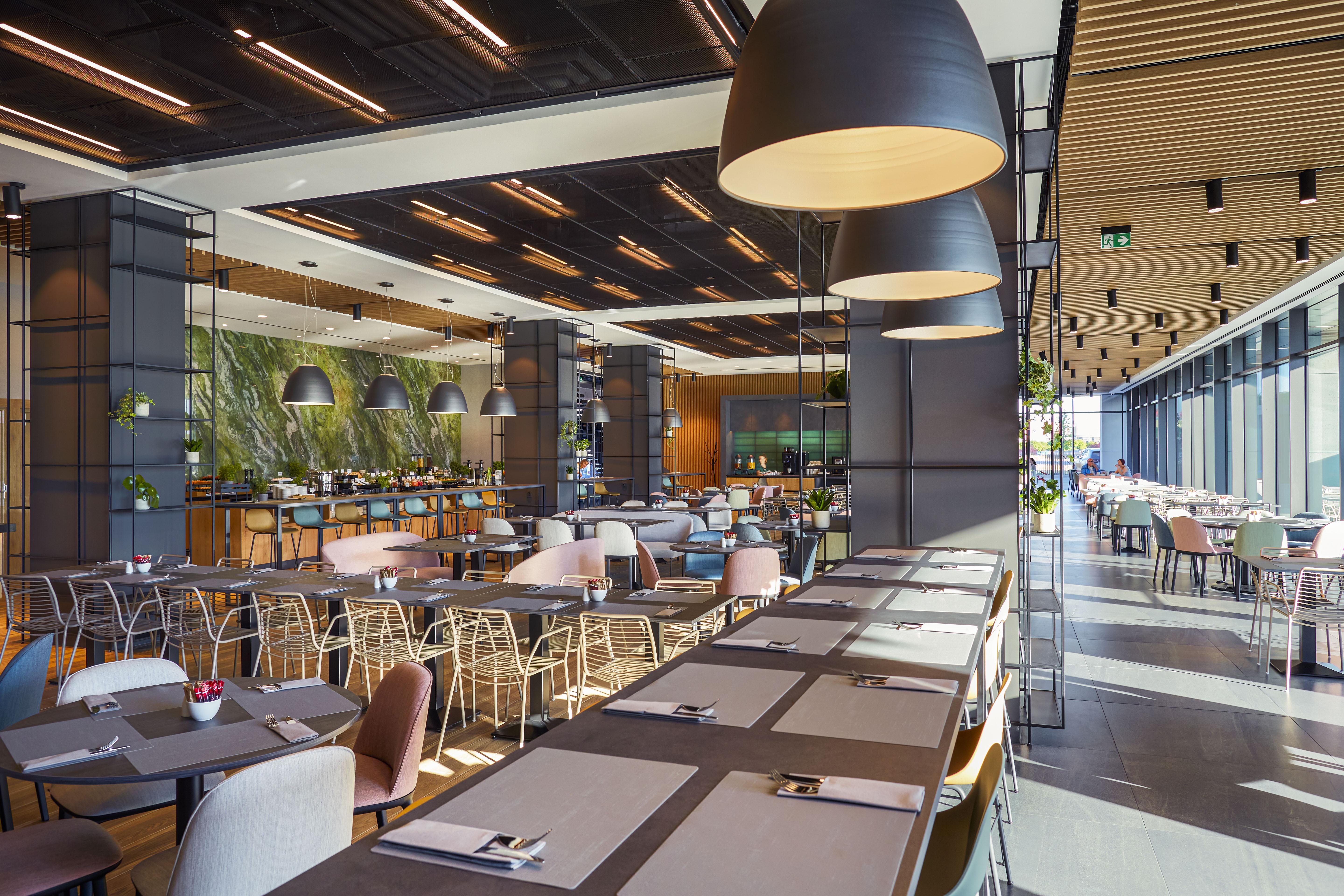 Q Hotel Plus Wroclaw Bielany Bielany Wrocławskie Exterior foto