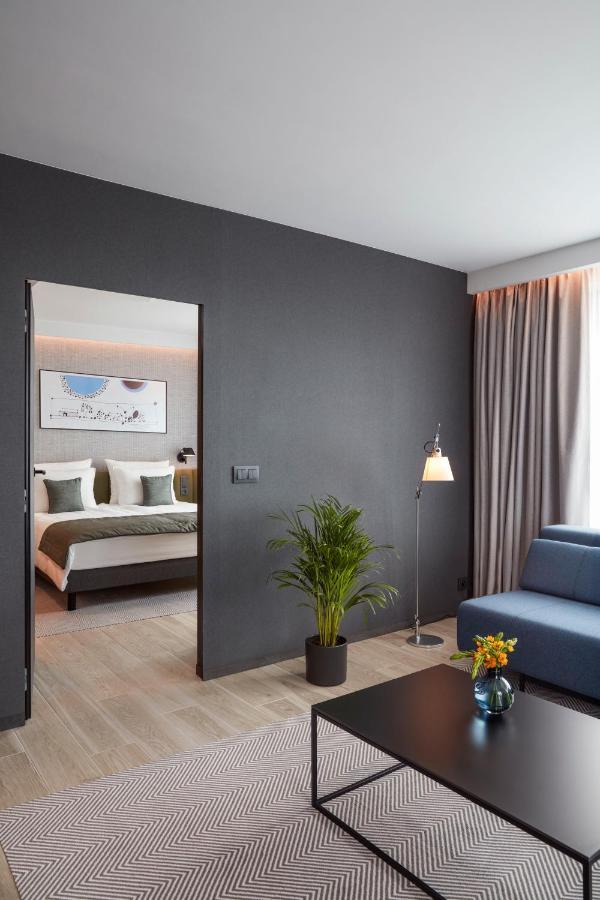 Q Hotel Plus Wroclaw Bielany Bielany Wrocławskie Exterior foto